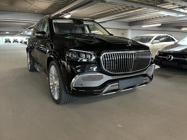 Аренда прокат бронирование кроссовера или полноприводного 4x4 автомобиля в Куршевеле